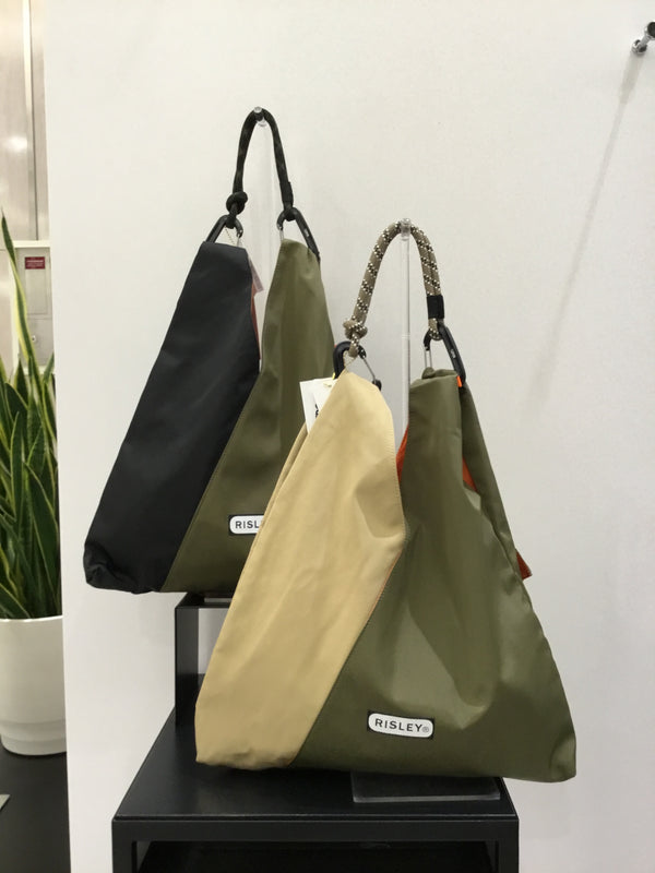 OUTDOORコラボフリルバッグM